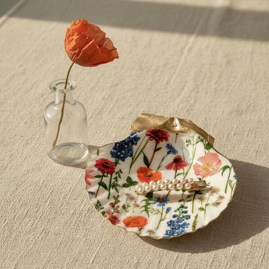 Garden wildflower shell trinket dish