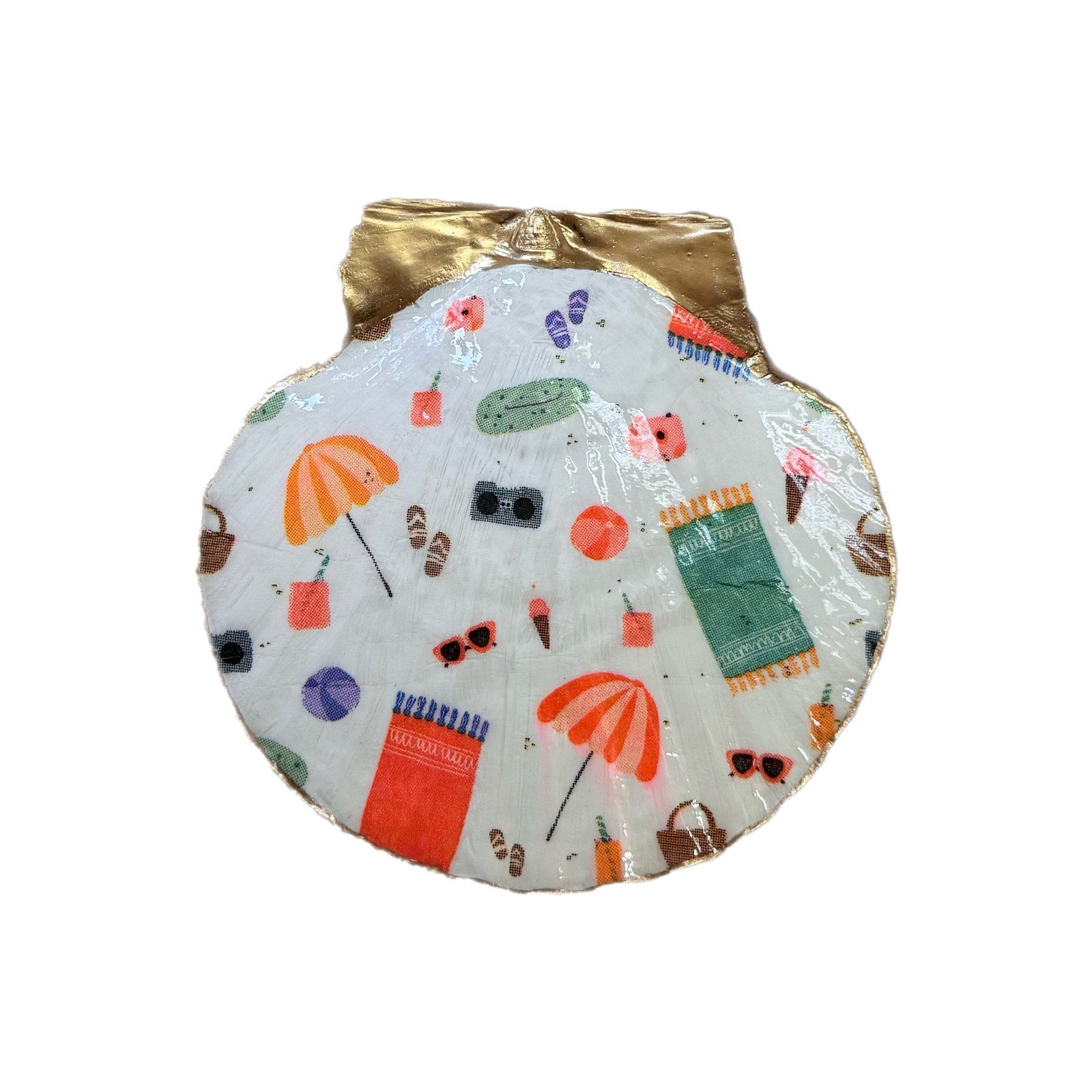 Alternate view of beach day scallop shell jewelry dish