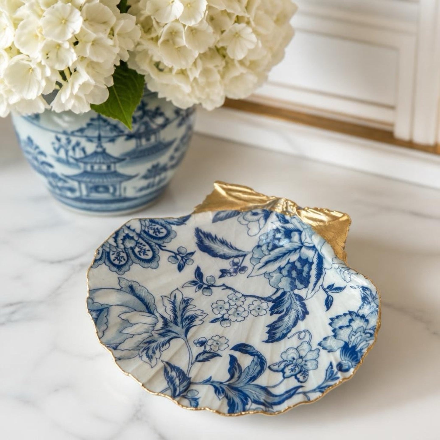Blue Chinoiserie Shell Trinket Dish, Floral Jewelry Dish Coastal Decor