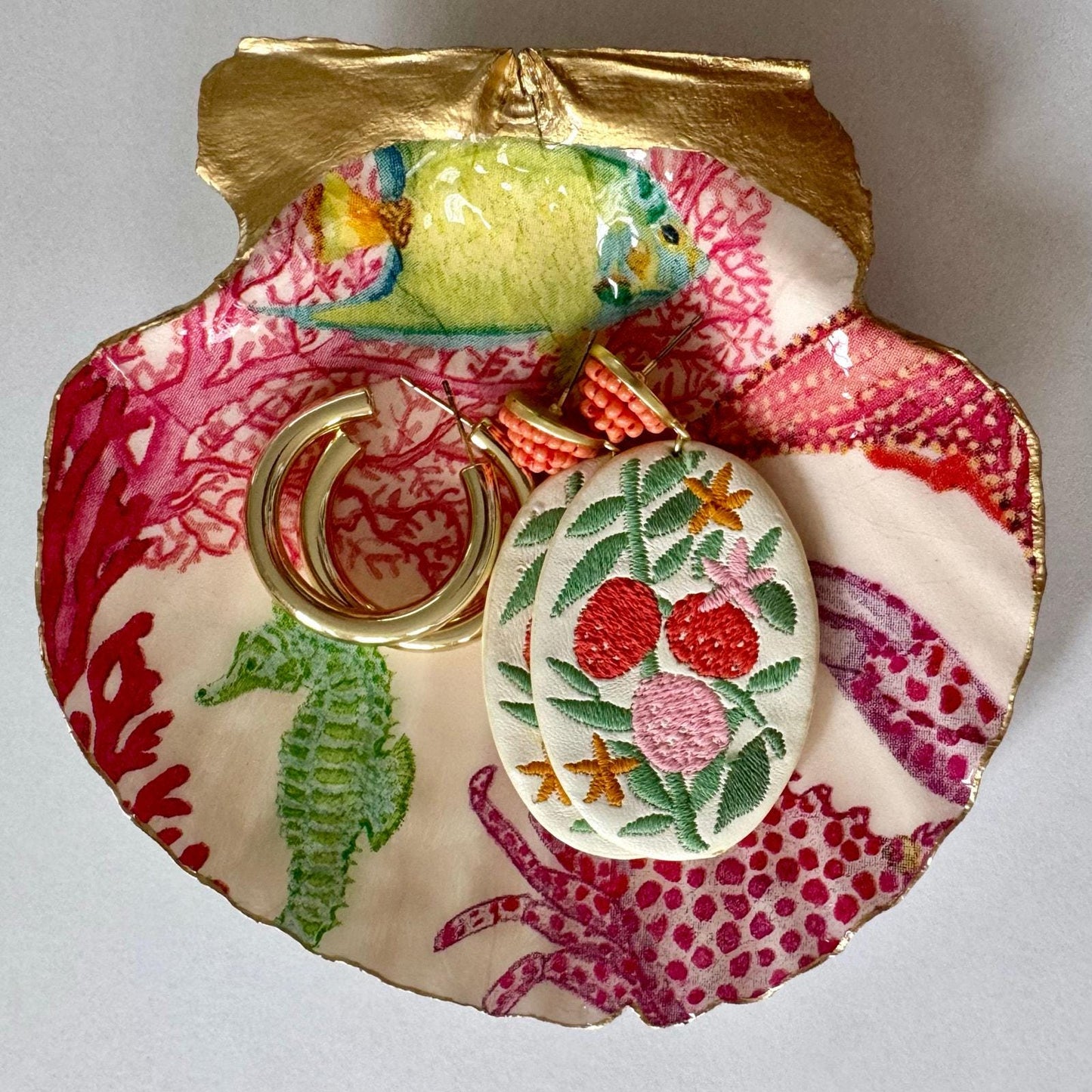 Coral Reef Fish Crab and Seahorse Jewelry Holder, Ocean Lover Gift, Coastal Home Decor