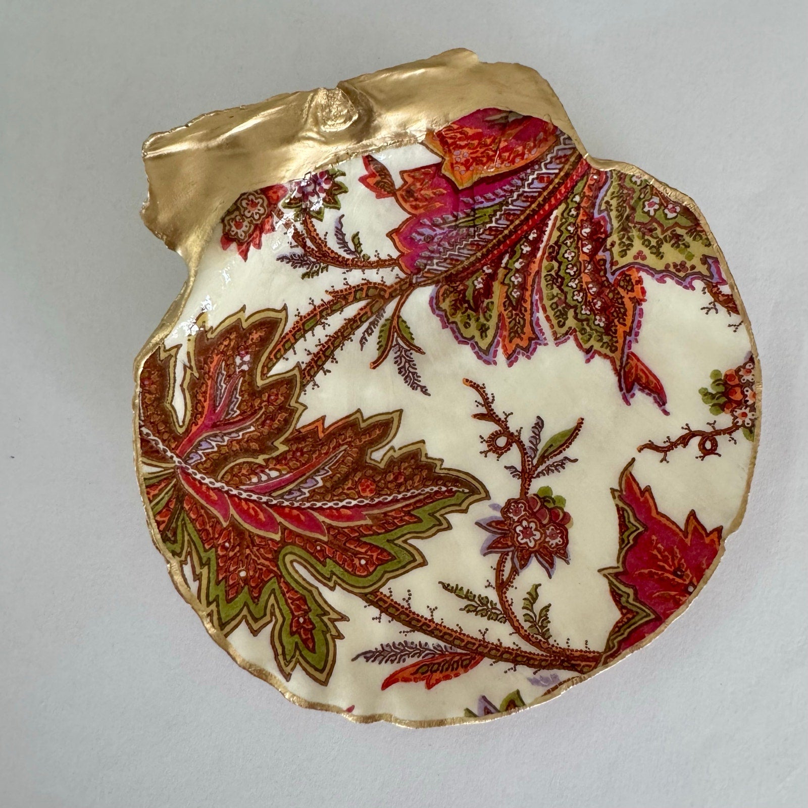 Detailed view of jacobean floral shell trinket dish