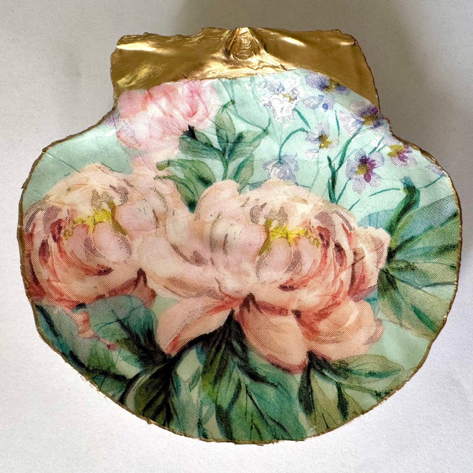 Alternate view of vintage pink botanical shell trinket dish
